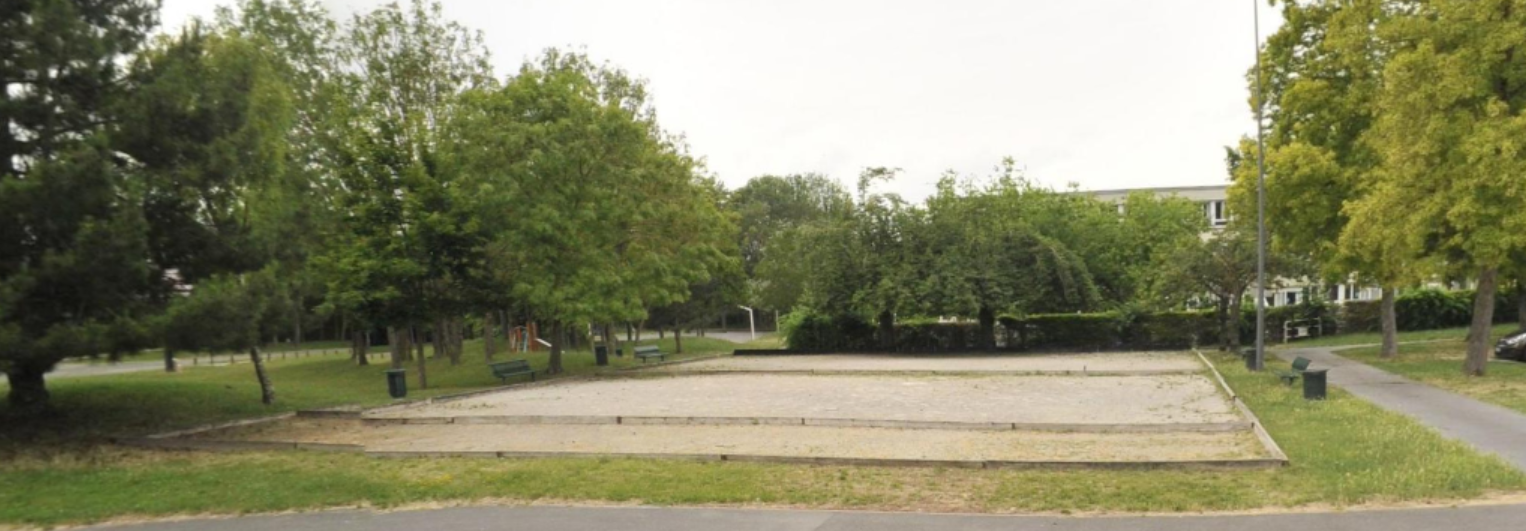 PLACE LÉON BLUM